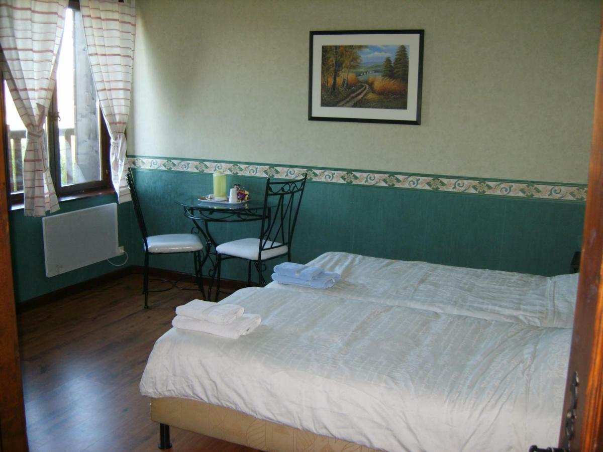 El Rancho Criollo Rooms And Gites Maubert-Fontaine Exterior photo
